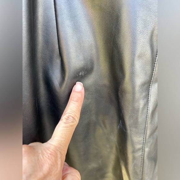 Abercrombie & Fitch Vegan Leather Pants Paperbag Waist Straight Leg Small Flaw S - Picture 6 of 6